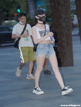 ѡƷ NO.2395 ɫȿ[150P/346M]